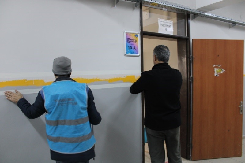 ara-tatilde-okullarin-bakimlarini-yukumluler-yapiyor