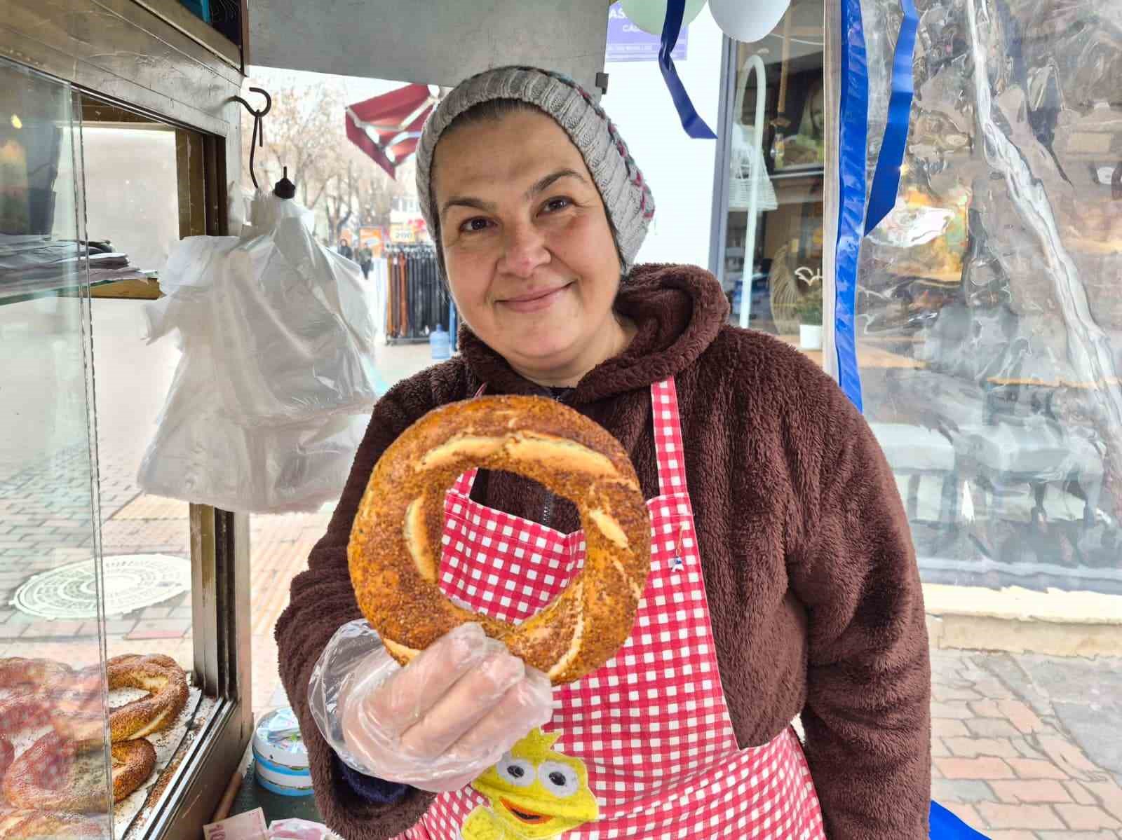 askida-simit-suistimaline-esnaftan-tepki