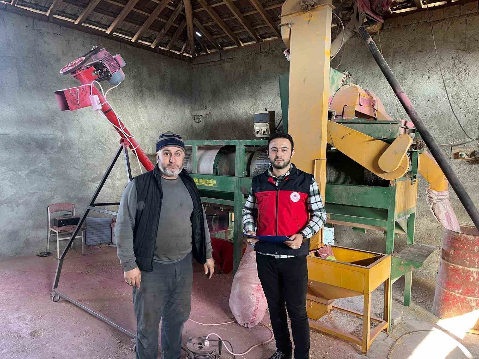 aslanapada-selektor-ve-yem-ezme-makineleri-denetlendi