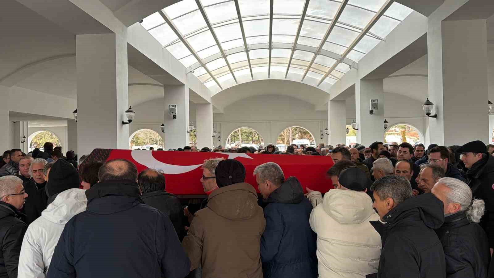 birinci-sinif-emniyet-muduru-fatih-terzi-son-yolculuguna-ugurlandi