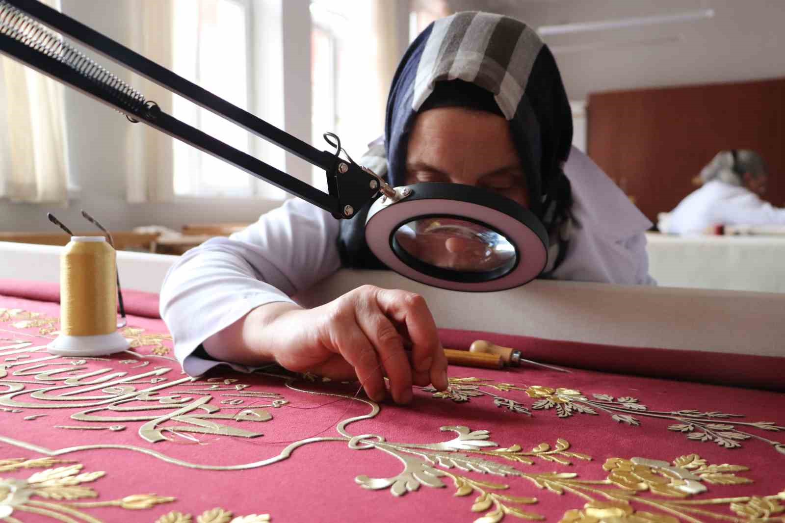 ecdat-yadigari-pusideleri-eskisehirli-kadinlar-yeniliyor