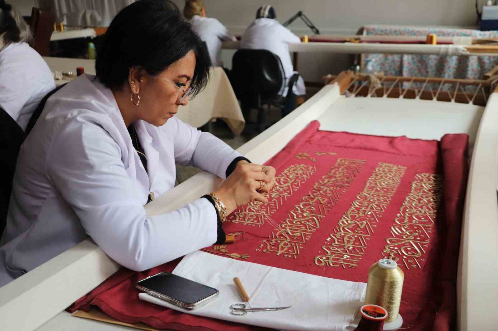 ecdat-yadigari-pusideleri-eskisehirli-kadinlar-yeniliyor