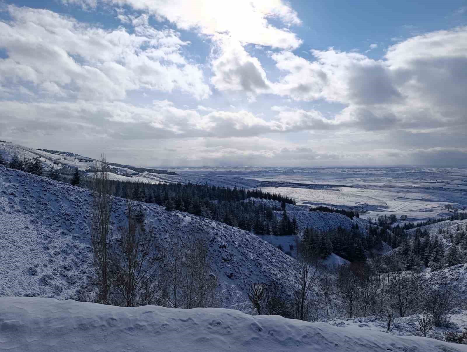 kar-yagisi-sonrasi-kartpostallik-goruntuler-olustu