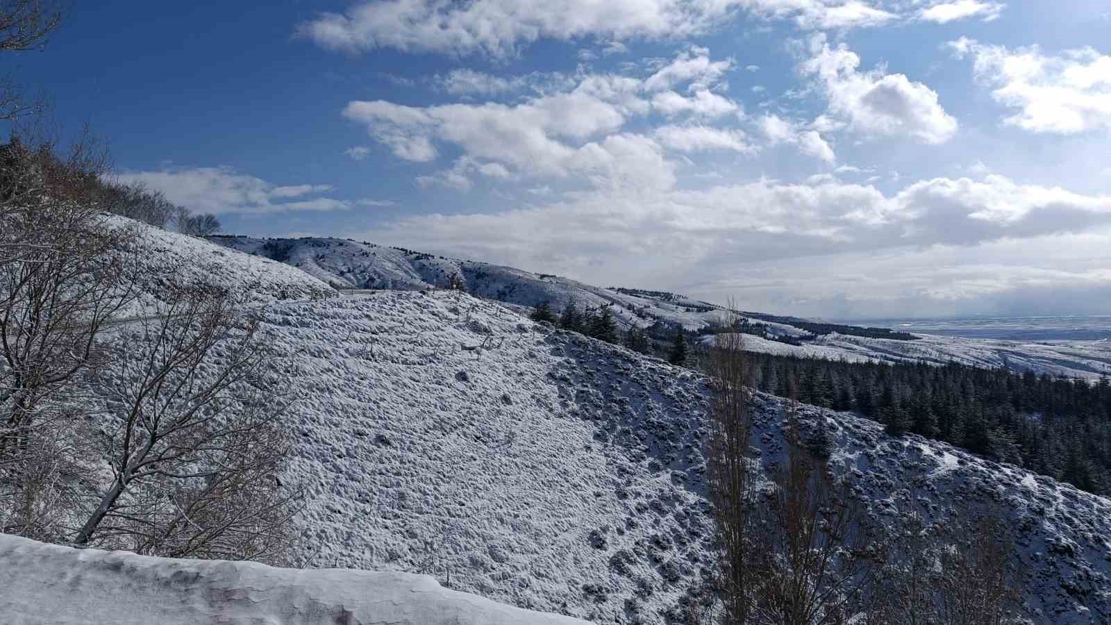 kar-yagisi-sonrasi-kartpostallik-goruntuler-olustu