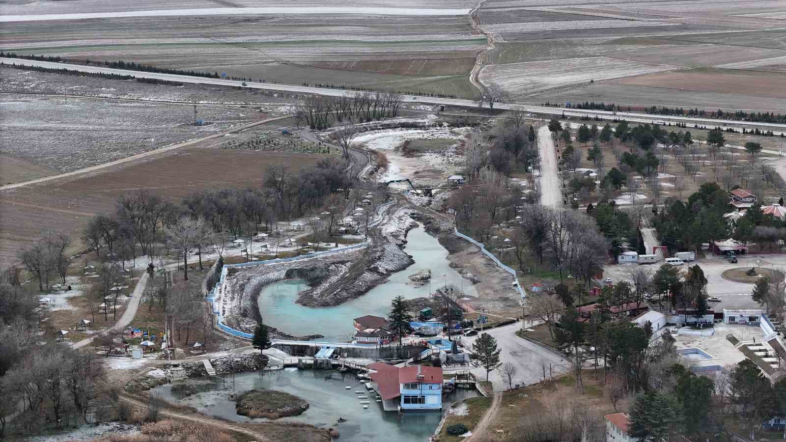 kuruyan-sakarya-nehrinin-dogdugu-nokta-da-dsinin-calismalari-devam-ediyor