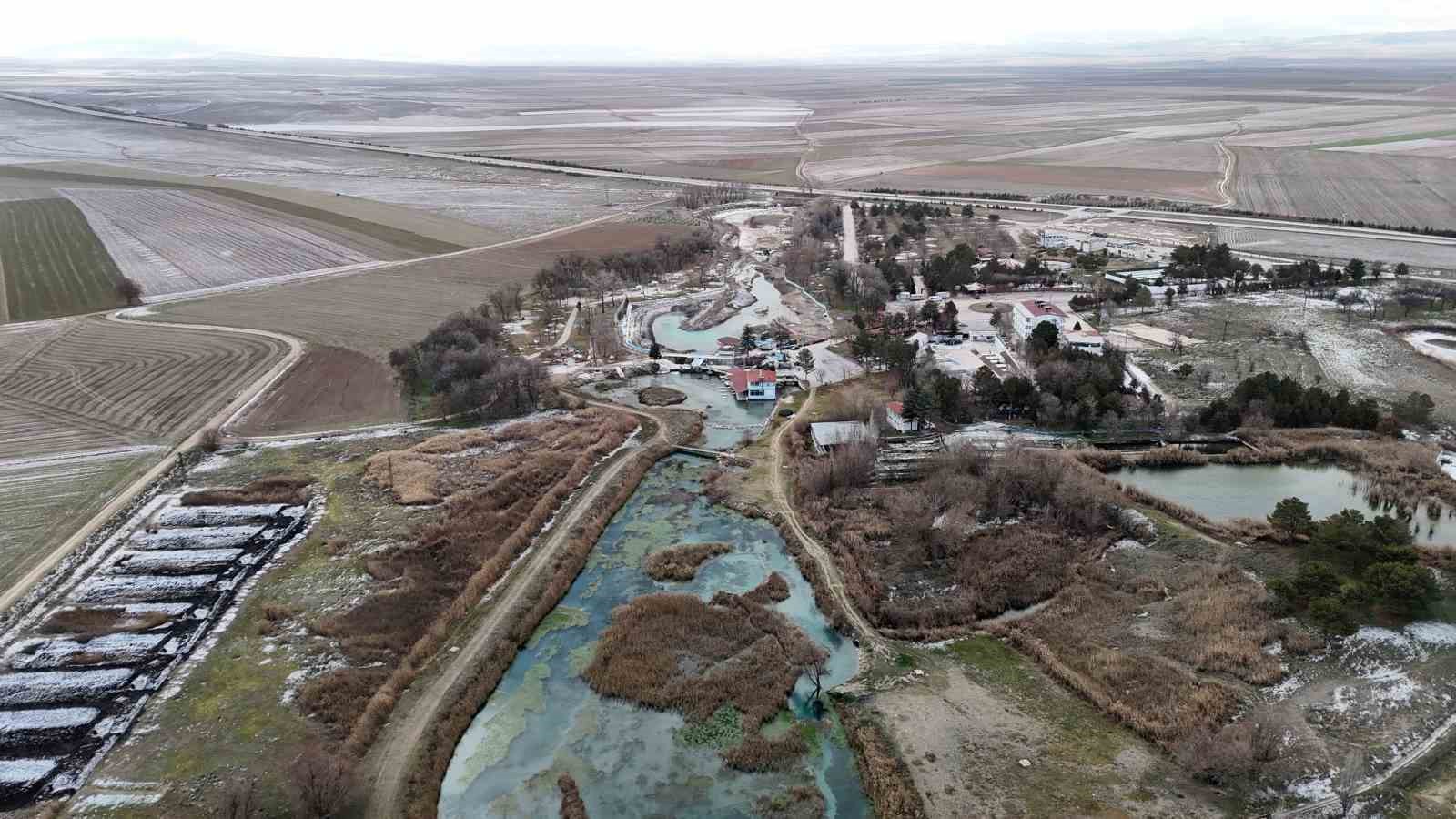 kuruyan-sakarya-nehrinin-dogdugu-nokta-da-dsinin-calismalari-devam-ediyor