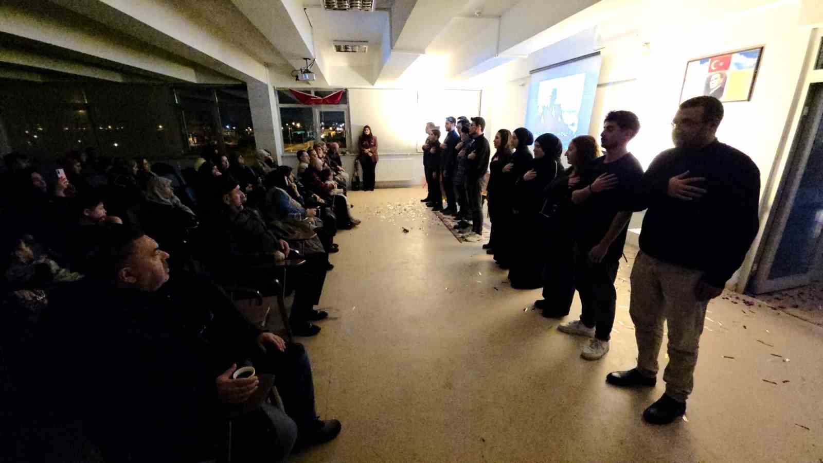 kutahyada-turk-gencinin-kalp-atisi-siir-gecesi-duzenlendi