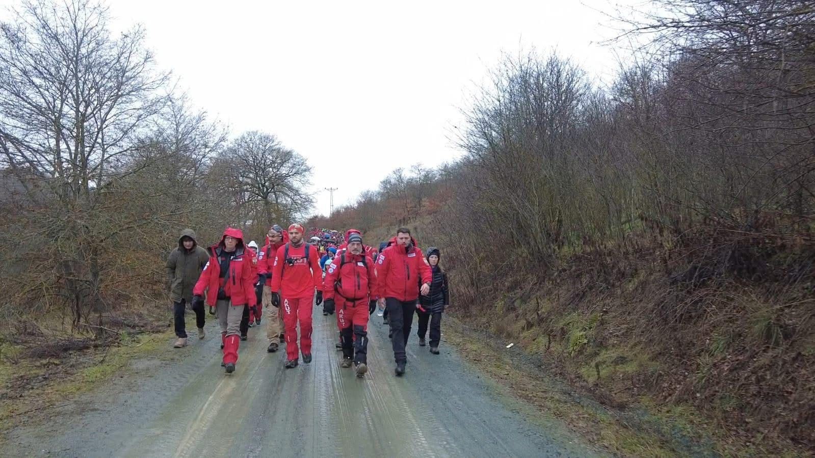 metristepede-18-yillik-vefa-akut-inonu-zaferini-kar-altinda-kutladi