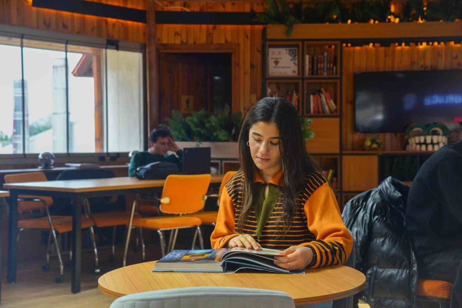 myo-ogrencileri-bseu-merkez-kampusu-gezdi