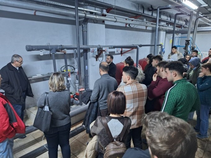 olimpik-yuzme-havuzunda-uygulamali-egitim