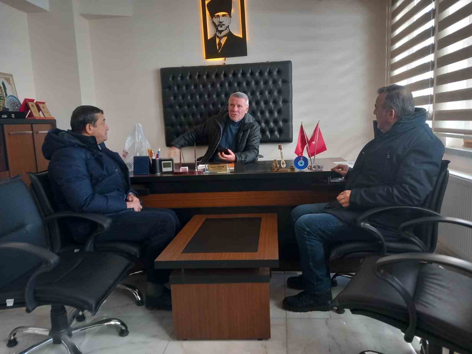 seyitgazililer-derneginden-sivrihisarlilar-dernegine-ziyaret