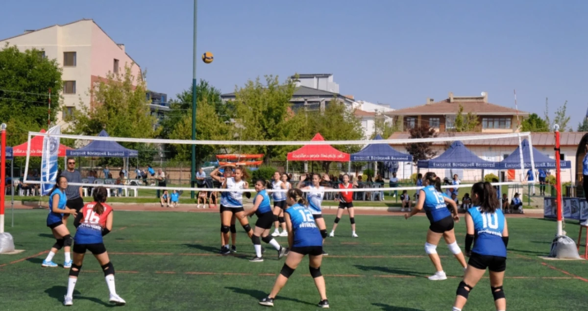 Eskişehir'in Kurtuluşu için sporcular sahada 