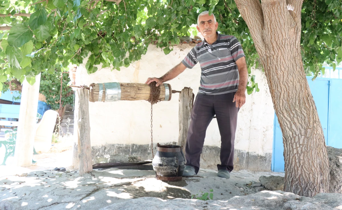 Asırlık hayrat su kuyusu hala rağbet görüyor 