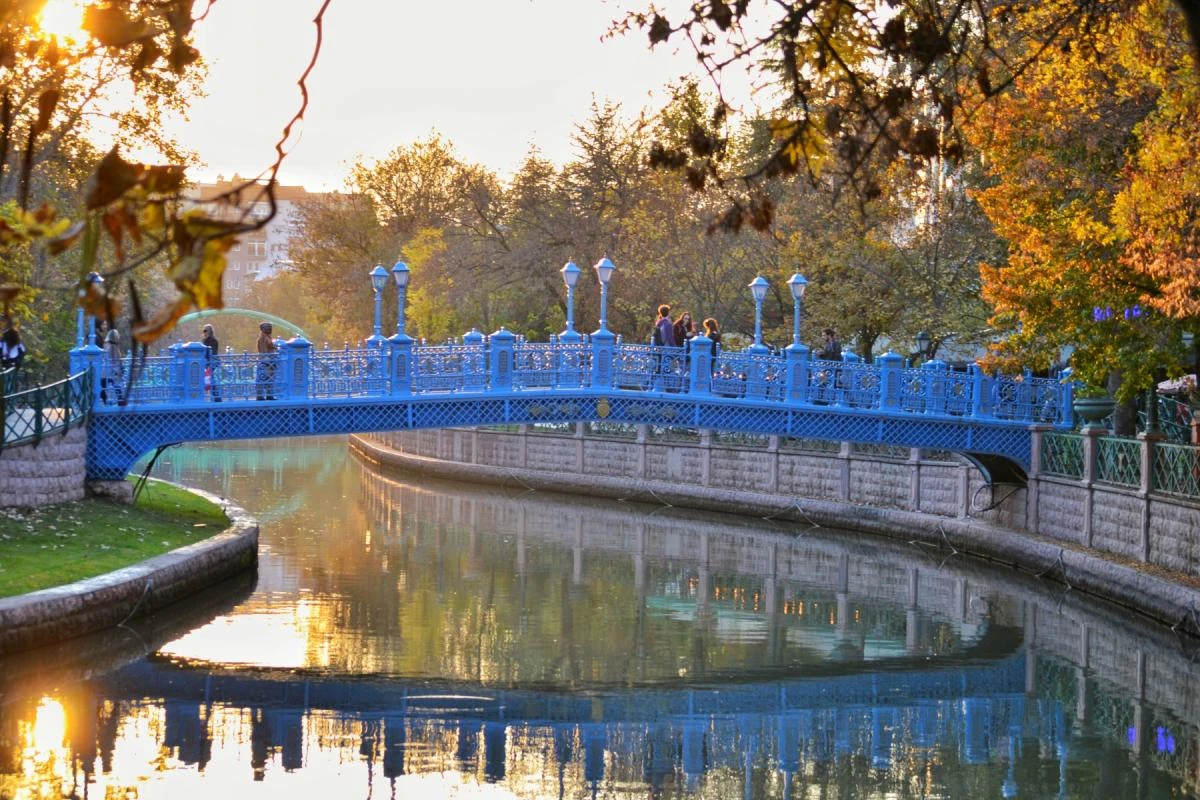 Doktorlar Adalar Arası köprü